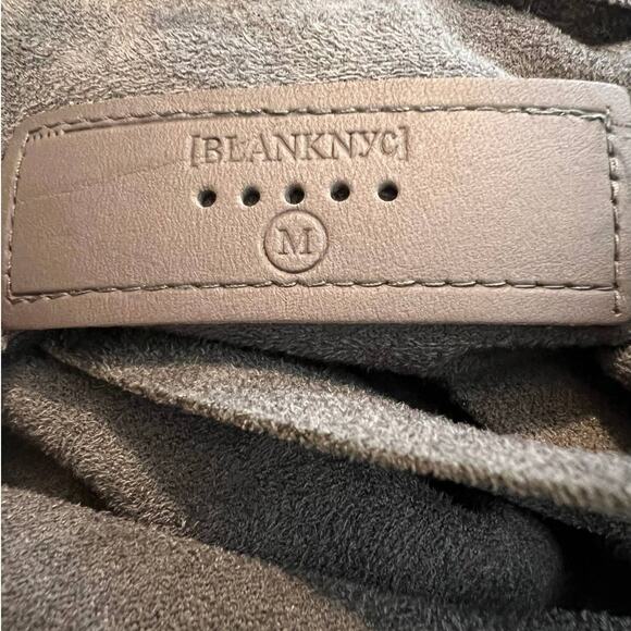 BLANKNYC Women's Faux Suede Jacket Size M in Gray w/Asymmetrical Silver Zipper - Picture 4 of 6